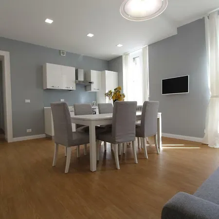 Mediterraneo Centre * Turín